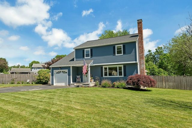 14 Juniper Lane, Nashua, NH 03063