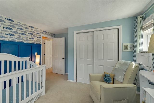 14 Juniper Lane, Nashua, NH 03063
