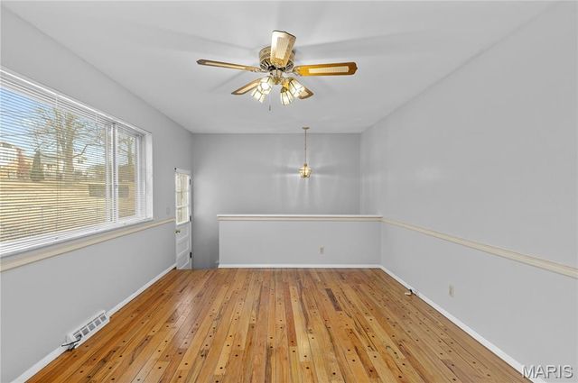 4645 Tauneybrook Drive, St Louis, MO 63128