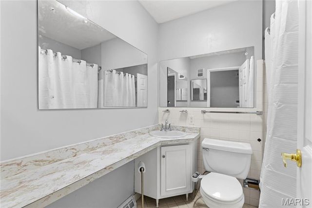 4645 Tauneybrook Drive, St Louis, MO 63128