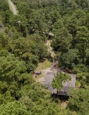 172 Pine Canyon DR, Smithville, TX 78957