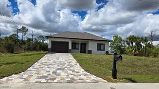 2512 70TH ST W, Lehigh Acres, FL 33971