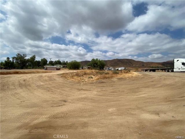 0 Maguglin, Perris, CA 92570