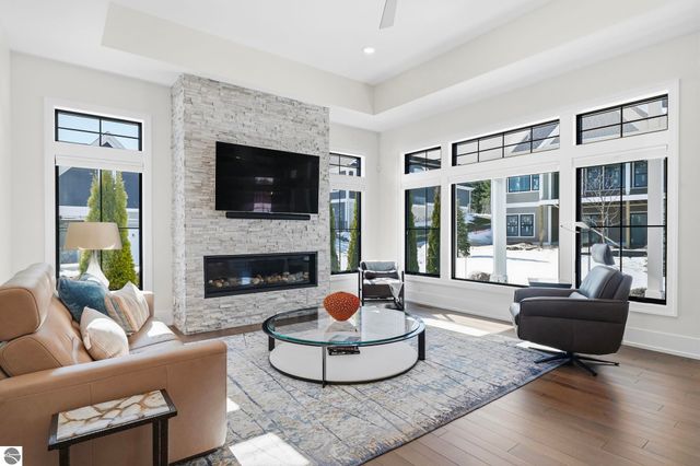 103 Vineyard Ridge Drive, Traverse City, MI 49686