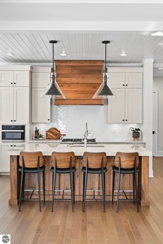 103 Vineyard Ridge Drive, Traverse City, MI 49686