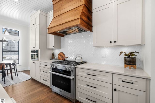 103 Vineyard Ridge Drive, Traverse City, MI 49686