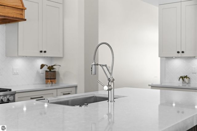 103 Vineyard Ridge Drive, Traverse City, MI 49686