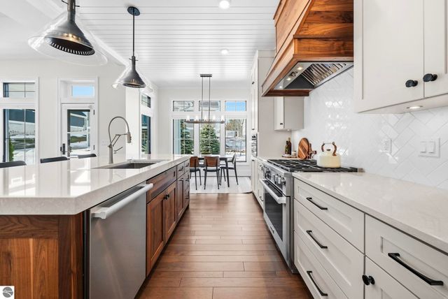 103 Vineyard Ridge Drive, Traverse City, MI 49686