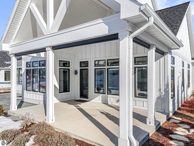 103 Vineyard Ridge Drive, Traverse City, MI 49686