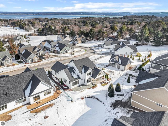 103 Vineyard Ridge Drive, Traverse City, MI 49686