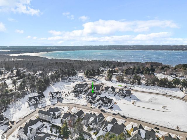 103 Vineyard Ridge Drive, Traverse City, MI 49686