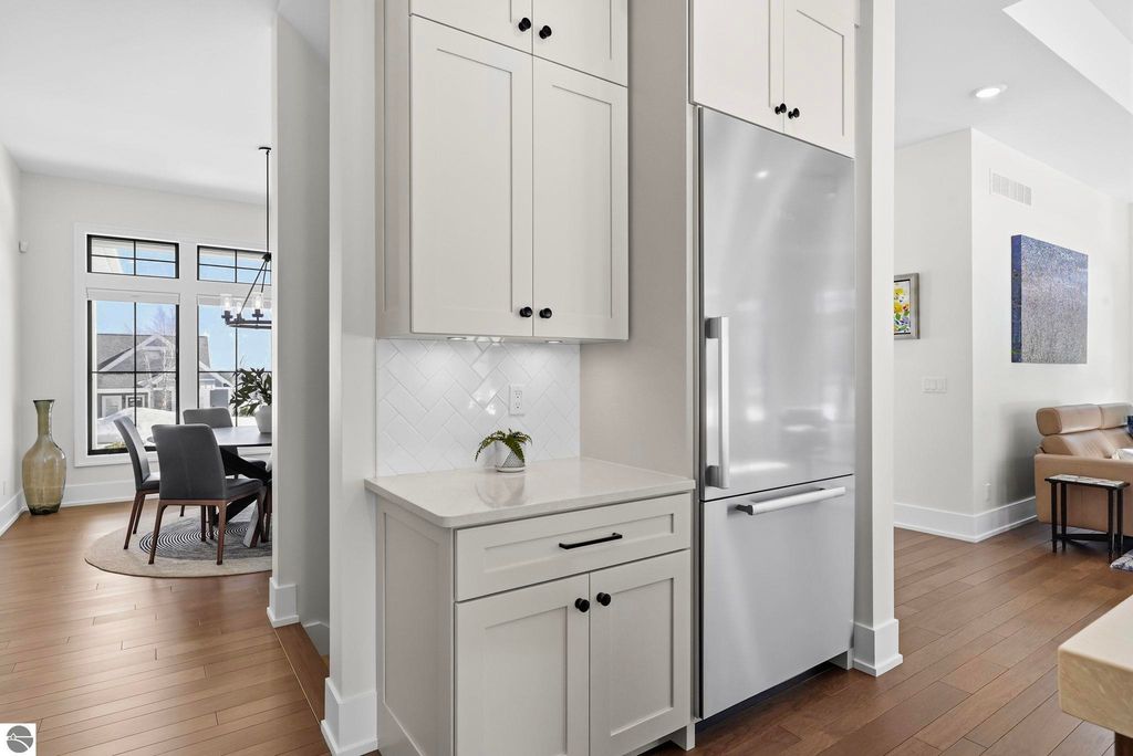 Image 21 of property listing at 103 Vineyard Ridge Drive, Traverse City, MI 49686