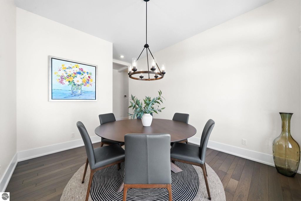 Image 24 of property listing at 103 Vineyard Ridge Drive, Traverse City, MI 49686