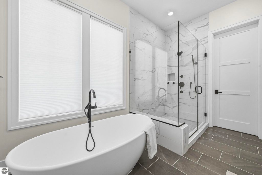 Image 34 of property listing at 103 Vineyard Ridge Drive, Traverse City, MI 49686