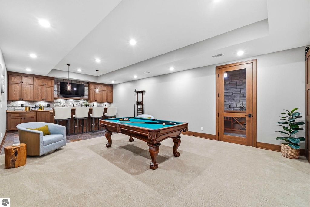 Image 56 of property listing at 103 Vineyard Ridge Drive, Traverse City, MI 49686