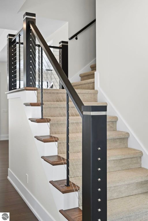 Image 72 of property listing at 103 Vineyard Ridge Drive, Traverse City, MI 49686