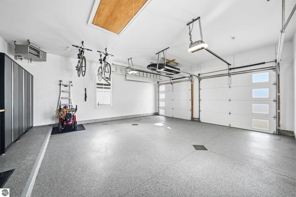 Image 75 of property listing at 103 Vineyard Ridge Drive, Traverse City, MI 49686