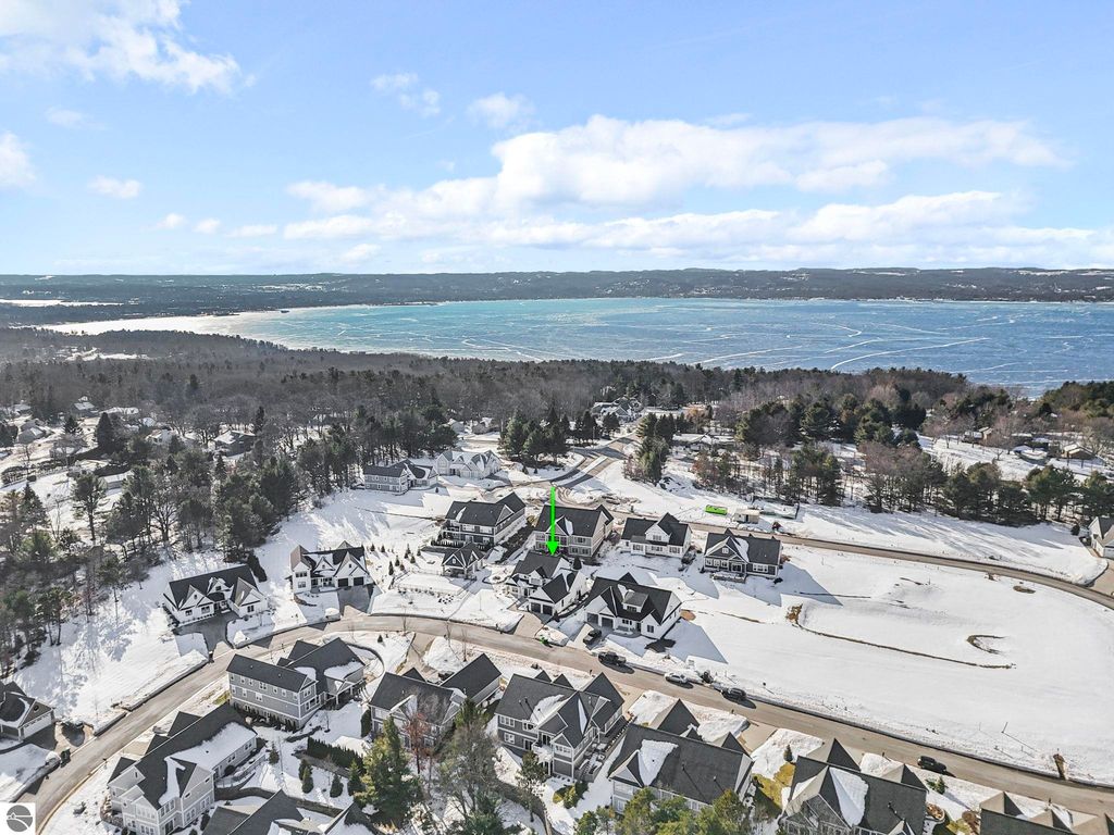 Image 83 of property listing at 103 Vineyard Ridge Drive, Traverse City, MI 49686