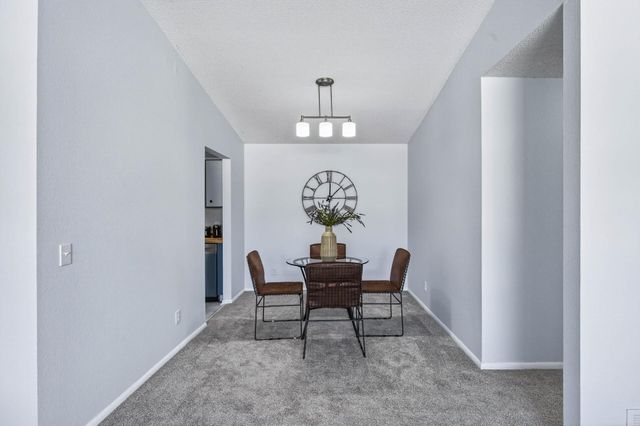 6830 Sandlewood Road, Woodbury, MN 55125