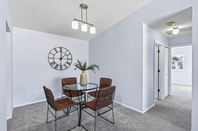 6830 Sandlewood Road, Woodbury, MN 55125