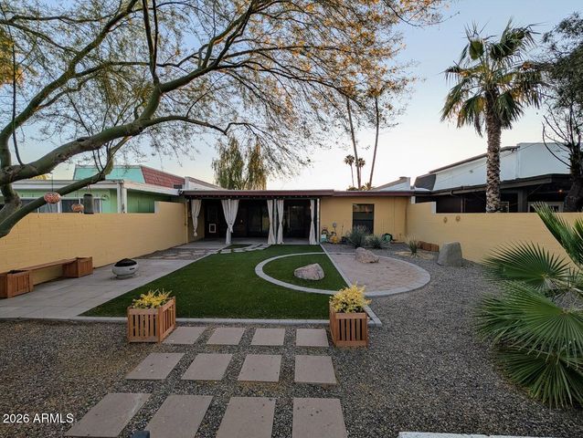 2979 S COUNTRY CLUB Way, Tempe, AZ 85282