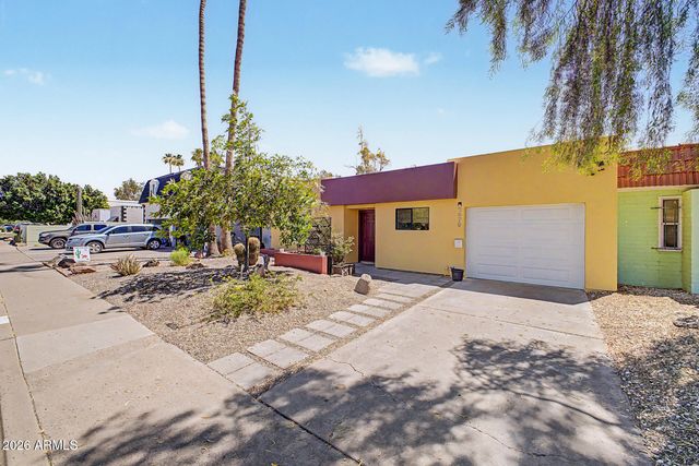 2979 S COUNTRY CLUB Way, Tempe, AZ 85282