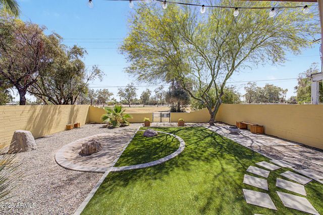 2979 S COUNTRY CLUB Way, Tempe, AZ 85282
