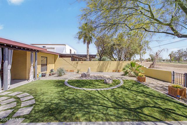 2979 S COUNTRY CLUB Way, Tempe, AZ 85282