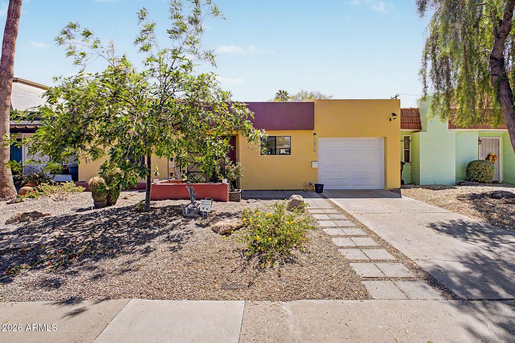 2979 S COUNTRY CLUB Way, Tempe, AZ 85282