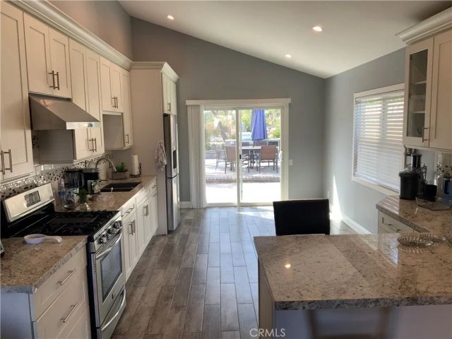 27312 Las Nieves, Mission Viejo, CA 92691