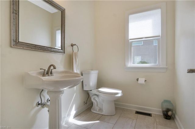 11146 Olde Towne PL, Smithfield, VA 23430