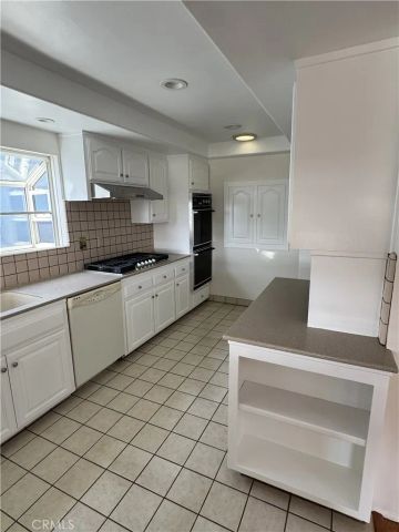 1725 Wollacott Street, Redondo Beach, CA 90278