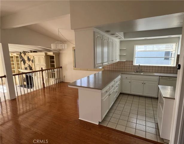 1725 Wollacott Street, Redondo Beach, CA 90278