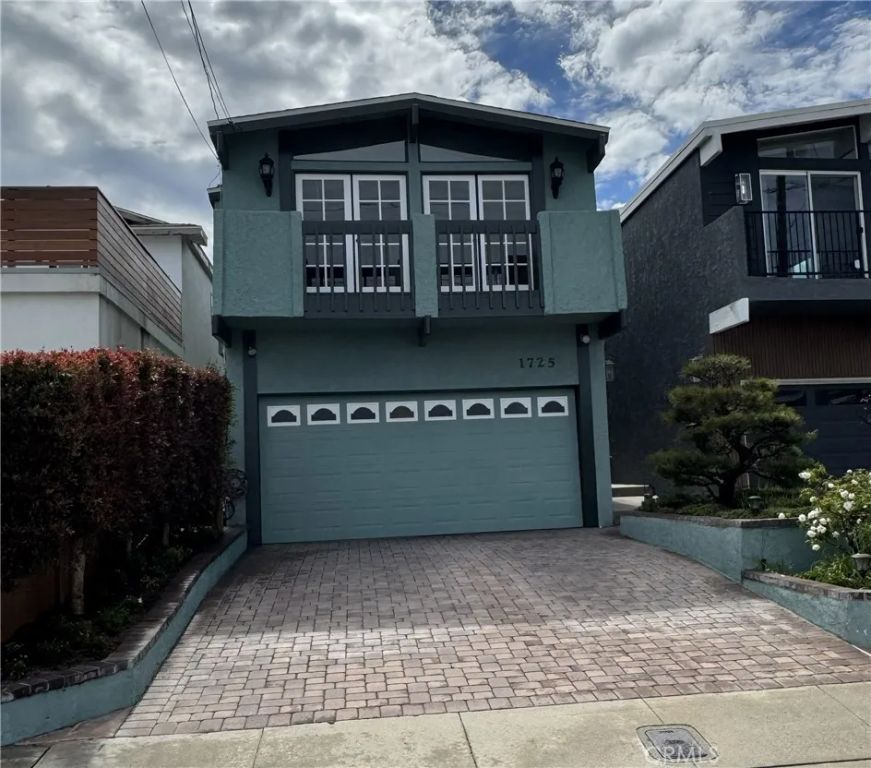 1725 Wollacott Street, Redondo Beach, CA 90278