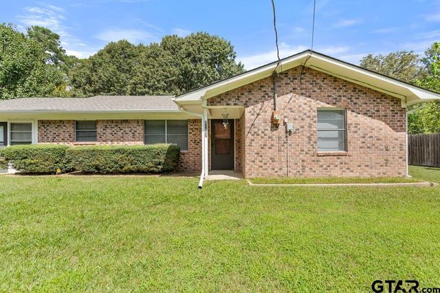 21187 Kristen Dr, Chandler, TX 75758