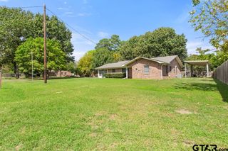 21187 Kristen Dr, Chandler, TX 75758