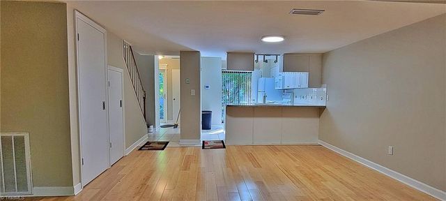 203 Lamplighter Circle, Winston-salem, NC 27104