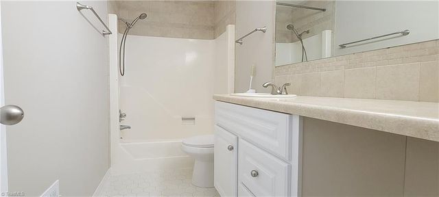 203 Lamplighter Circle, Winston-salem, NC 27104