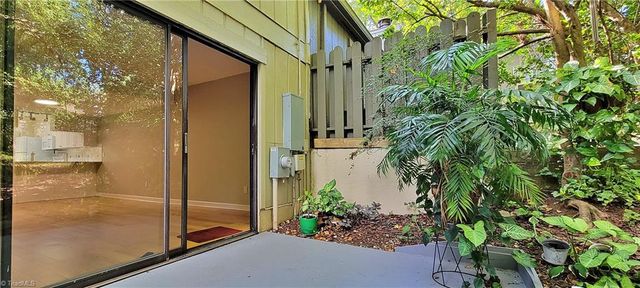 203 Lamplighter Circle, Winston-salem, NC 27104