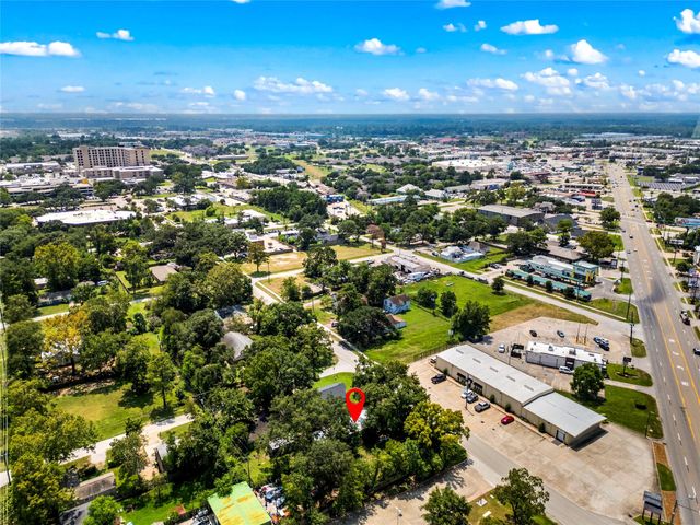 109 Holderrieth Boulevard, Tomball, TX 77375
