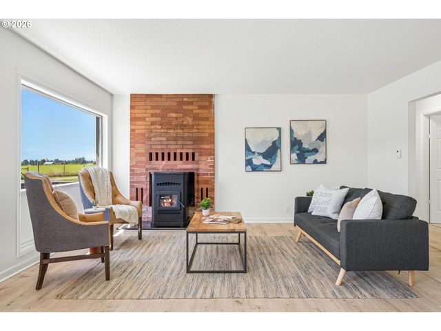 23380 Se HOWLETT Rd, Eagle Creek, OR 97022