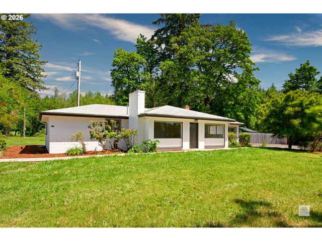23380 Se HOWLETT Rd, Eagle Creek, OR 97022
