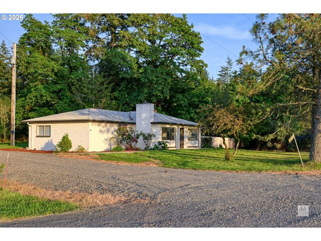 23380 Se HOWLETT Rd, Eagle Creek, OR 97022