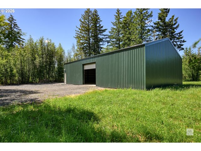 23380 Se HOWLETT Rd, Eagle Creek, OR 97022