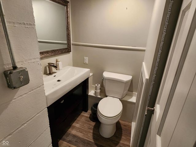6167 Guilford Avenue, Indianapolis, IN 46220