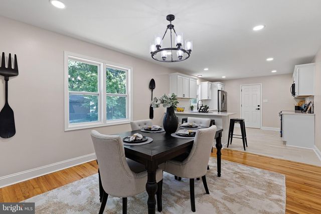 3 WHITE OAK RD, Wilmington, DE 19809