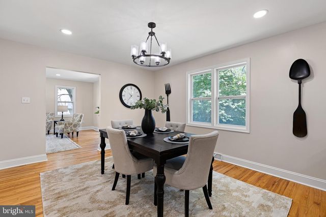 3 WHITE OAK RD, Wilmington, DE 19809