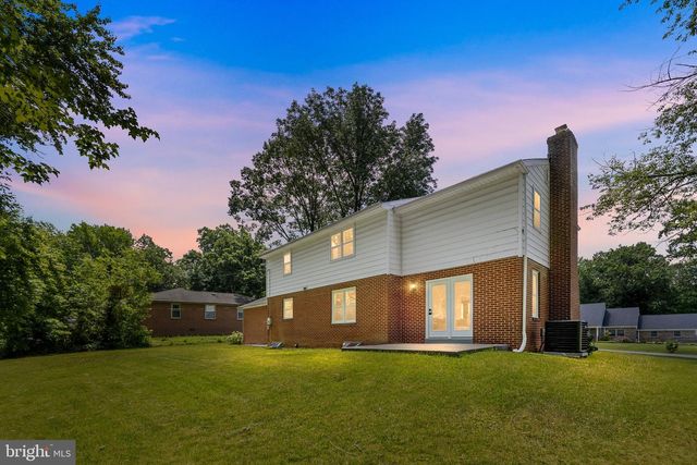 3 WHITE OAK RD, Wilmington, DE 19809