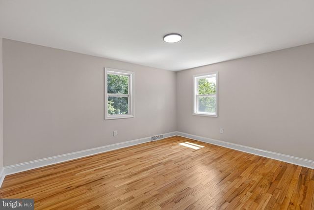 3 WHITE OAK RD, Wilmington, DE 19809