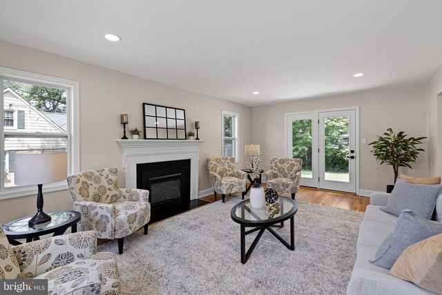 3 WHITE OAK RD, Wilmington, DE 19809